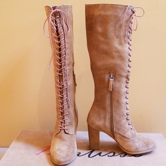 Matisse Shoes - Natural Suede Boots